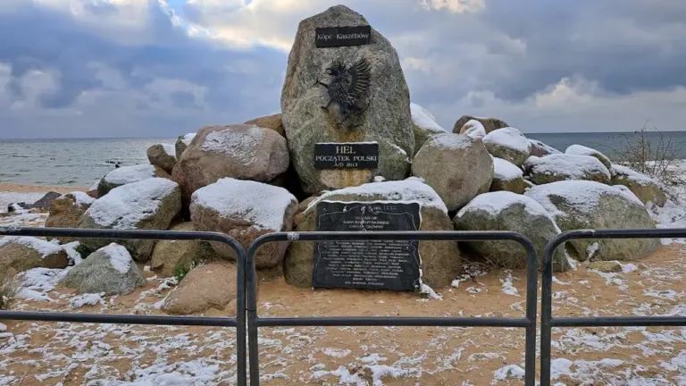 Westerplatte i Wieluń: dwa obrazy początku wojny