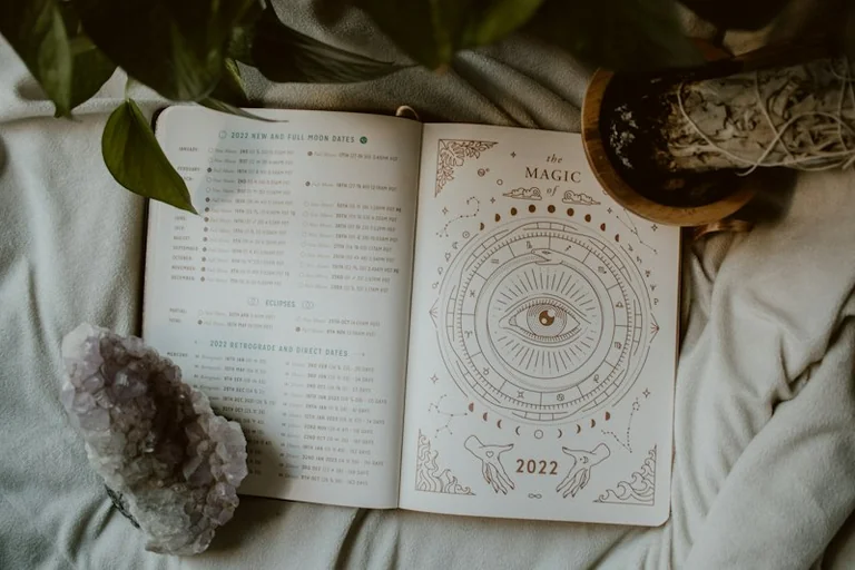 Horoskop na niedzielę 25 października: spokojny rytm dnia