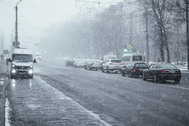 Jak przygotować samochód na pierwsze przymrozki